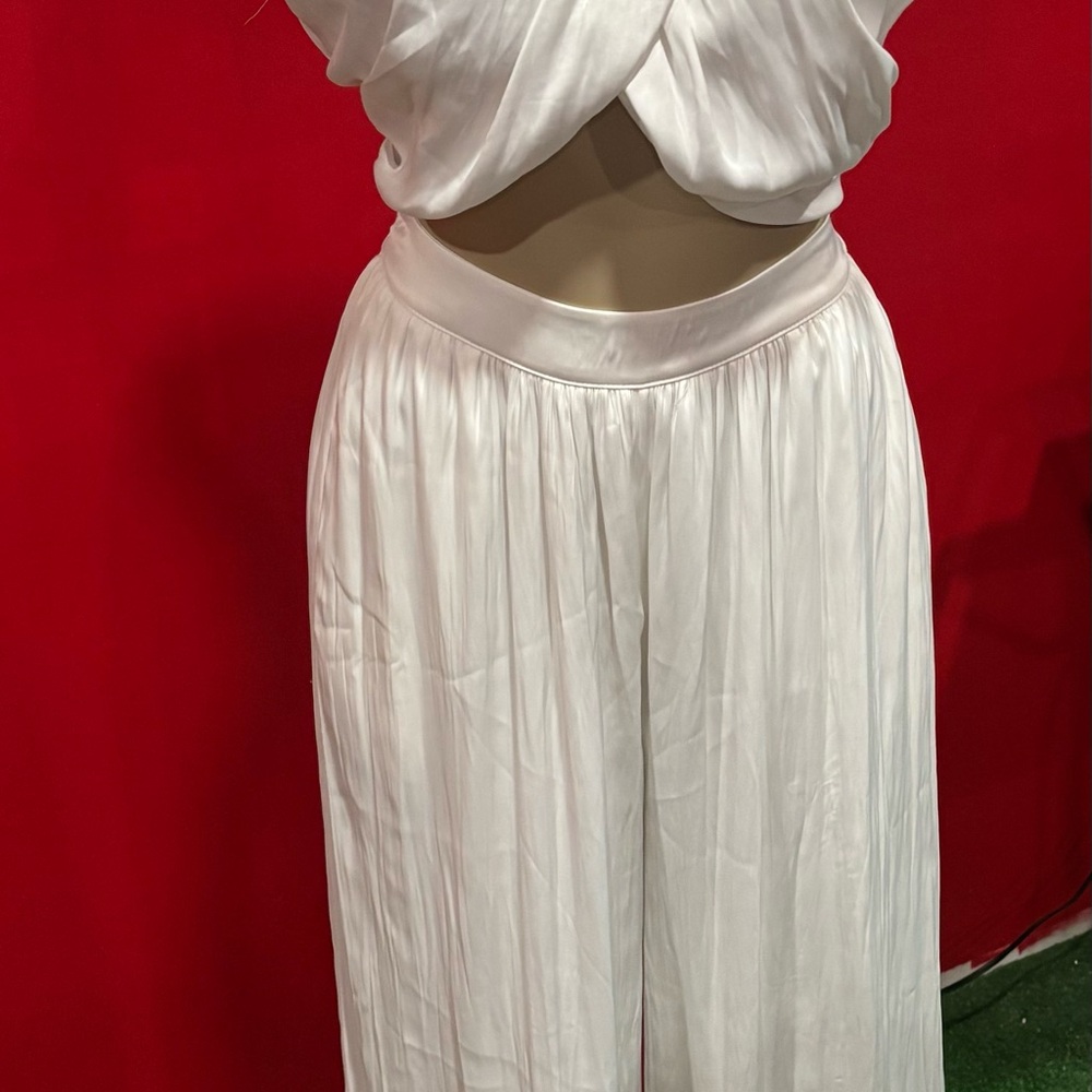 fab'rik Bold White Cutout Wide-Leg Two-piece Set